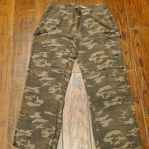 Camo pants